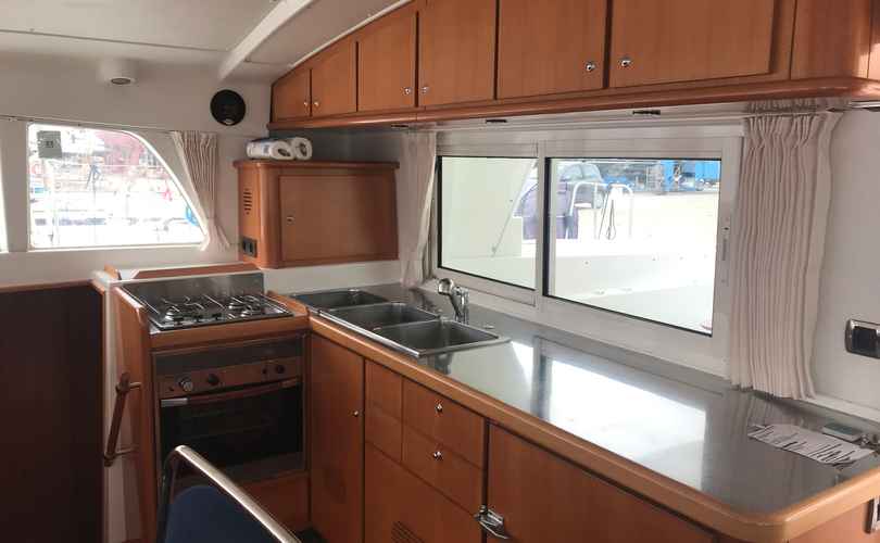 Lagoon 440