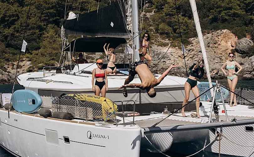 Lagoon 450