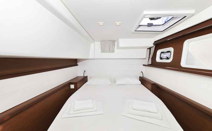 Lagoon 450