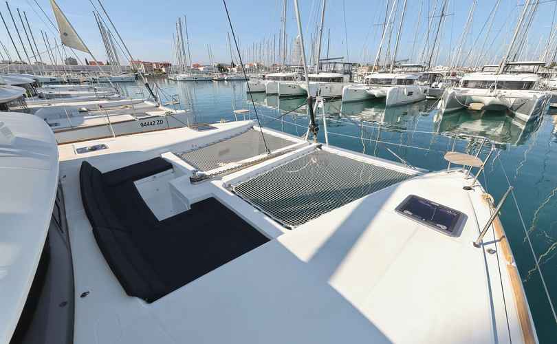 Lagoon 450