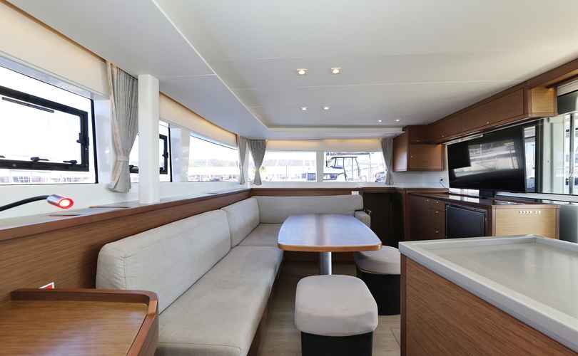 Lagoon 450