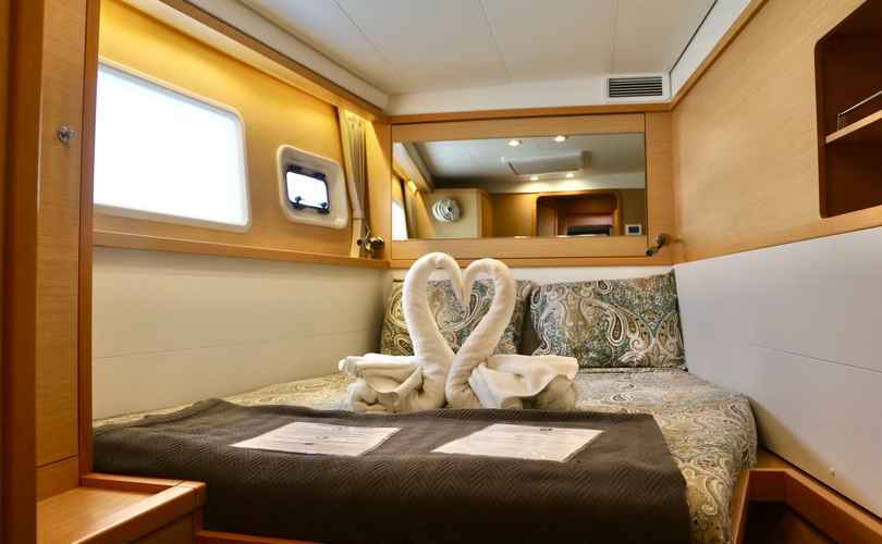 Lagoon 450