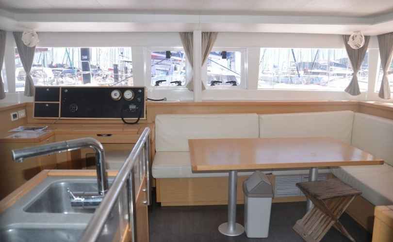 Photo Lagoon 450 (2015)