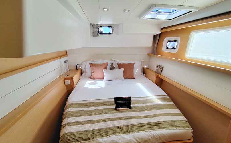 Lagoon 450