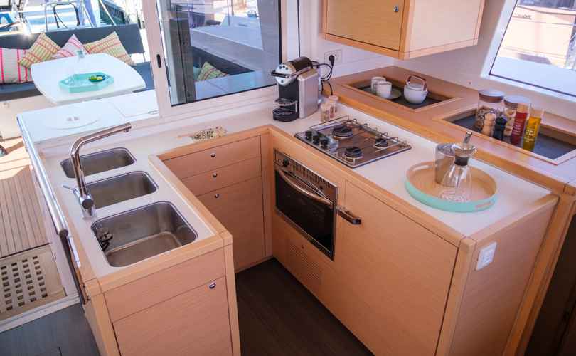 Lagoon 450