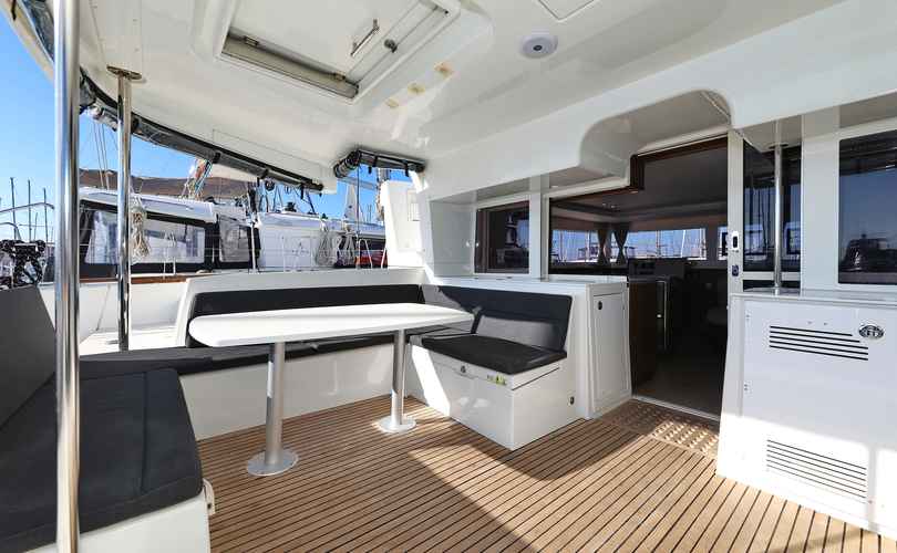 Lagoon 450