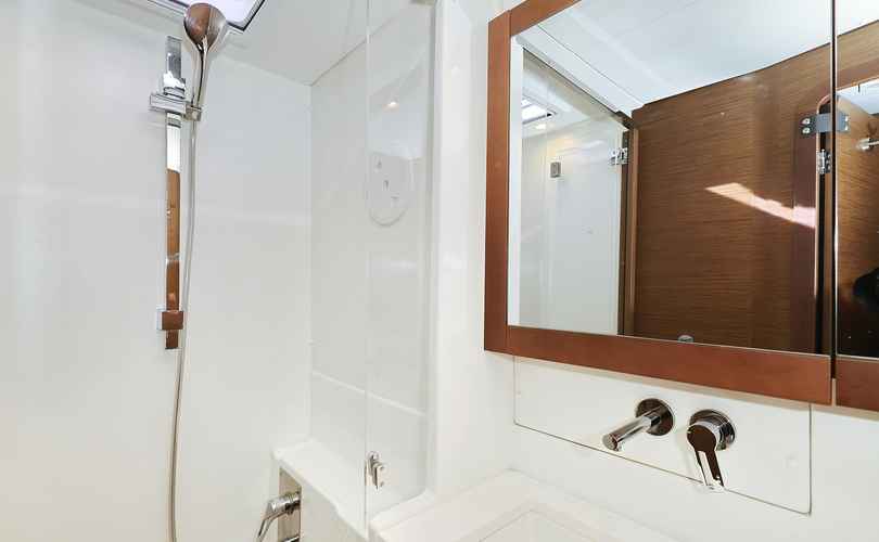 Lagoon 450