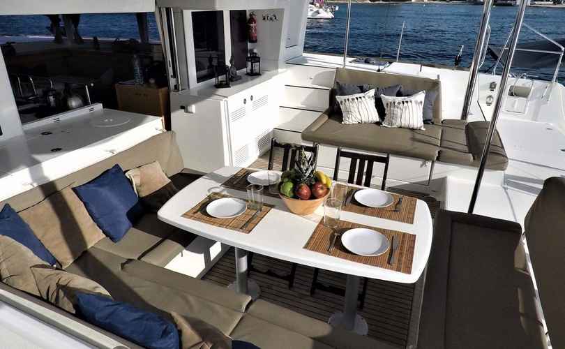 Lagoon 450