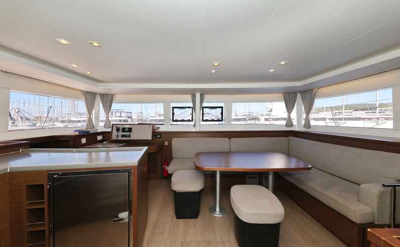 Lagoon 450