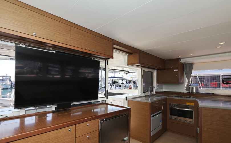 Lagoon 450