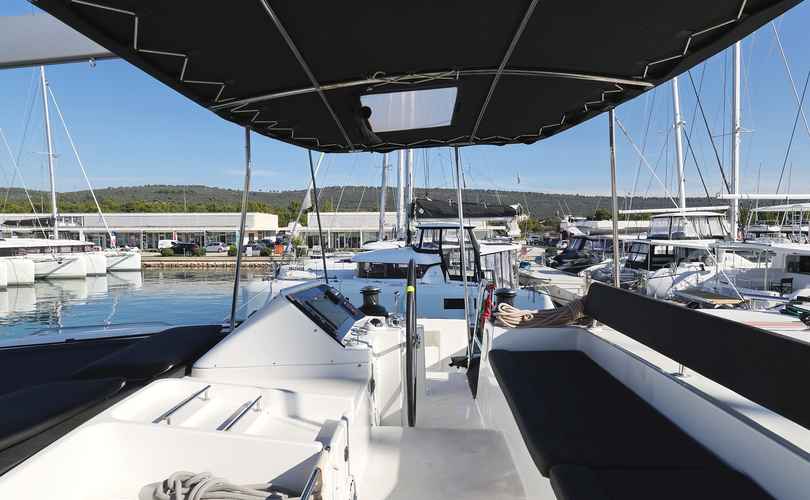 Lagoon 450