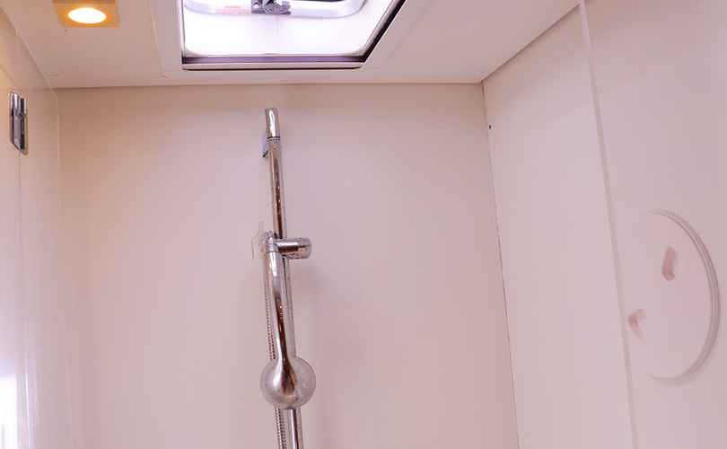 Photo Lagoon 450 F (2018)