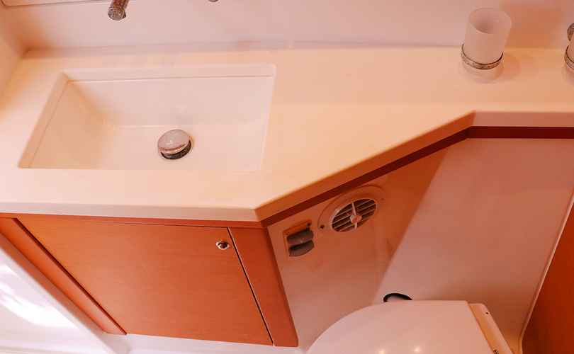 Photo Lagoon 450 F (2018)