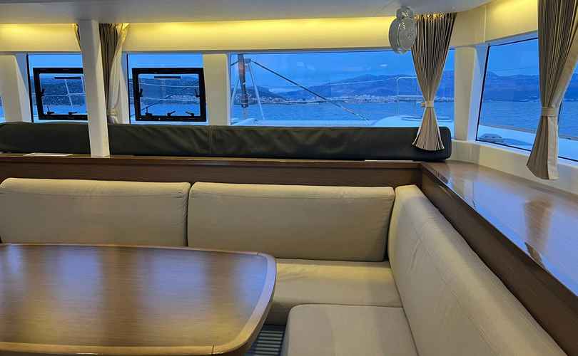 Photo Lagoon 450 F (2019)