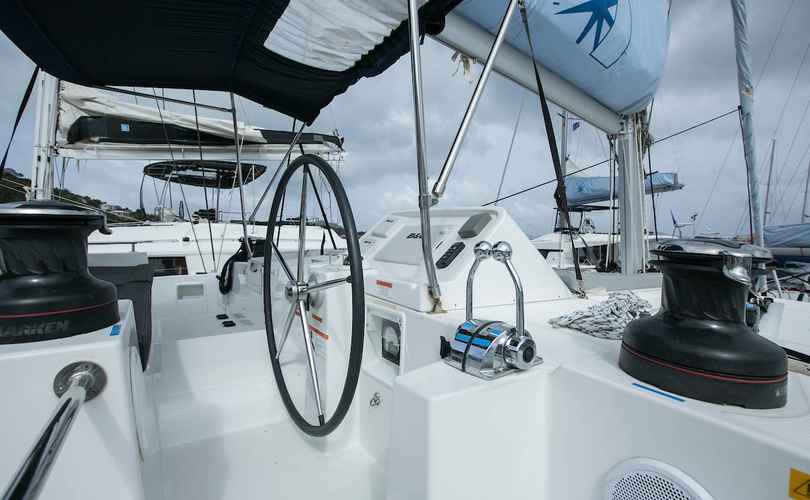 Lagoon 450 F