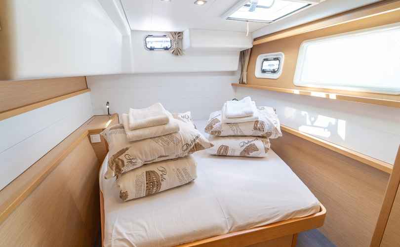 Lagoon 450 F