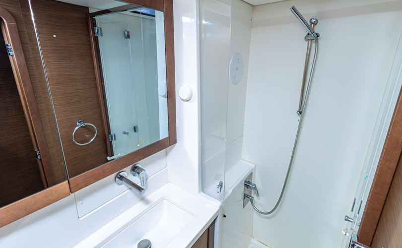 Photo Lagoon 450 F (2019)