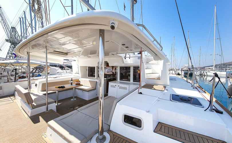 Lagoon 450 F