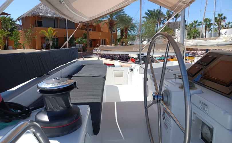 Photo Lagoon 450 F (2018)