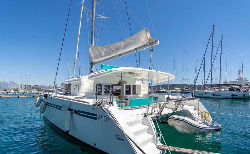 Lagoon 450 F