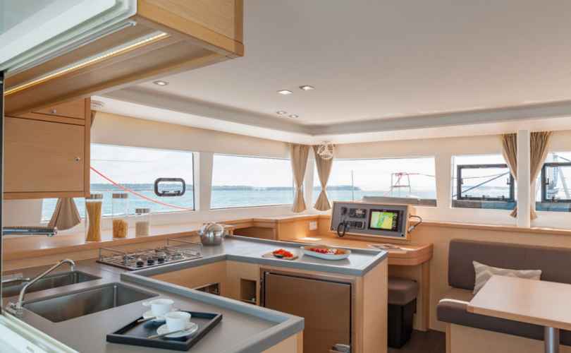 Photo Lagoon 450 F (2019)