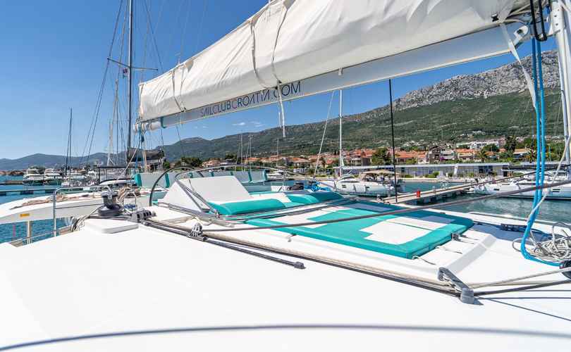 Lagoon 450 F