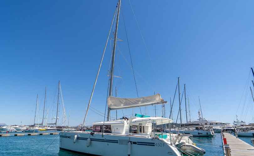 Lagoon 450 F