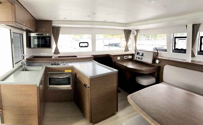 Photo Lagoon 450 F (2019)