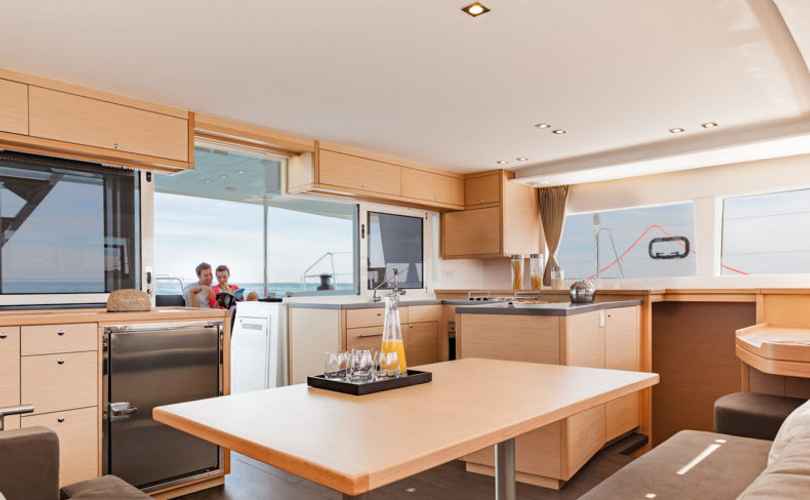 Photo Lagoon 450 F (2019)