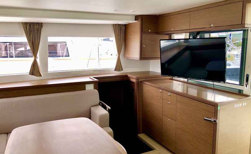 Photo Lagoon 450 F (2019)