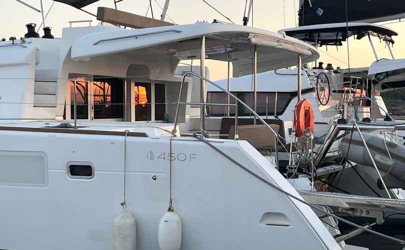 Lagoon 450 F