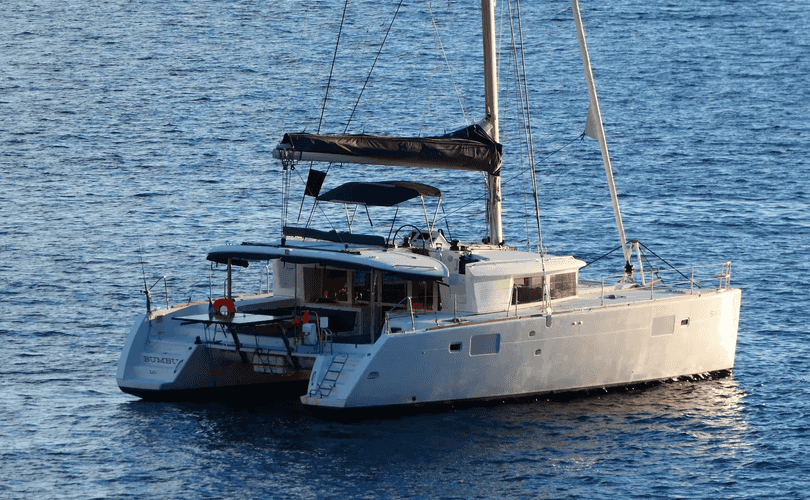 Photo Lagoon 450 F (2012)