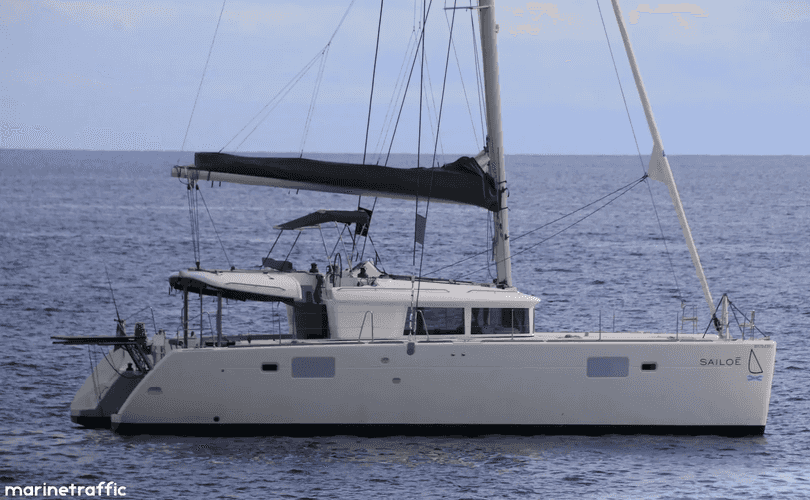 Photo Lagoon 450 F (2012)