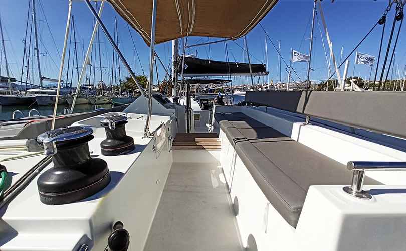 Photo Lagoon 450 F (2012)