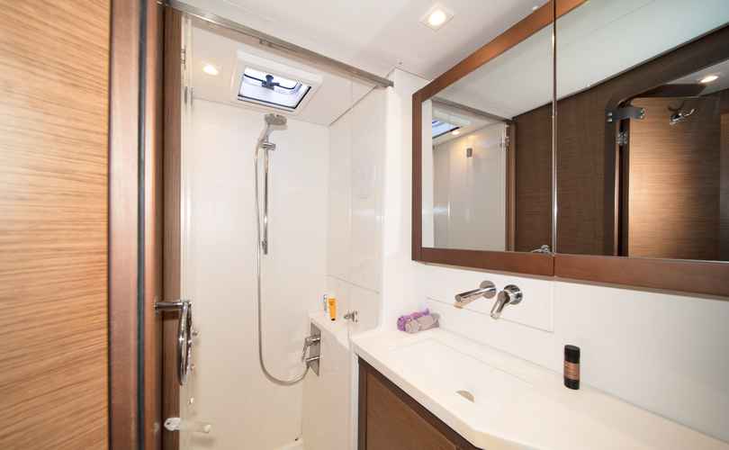 Photo Lagoon 450 F (2020)