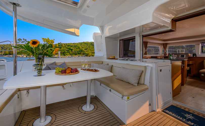 Lagoon 450 F