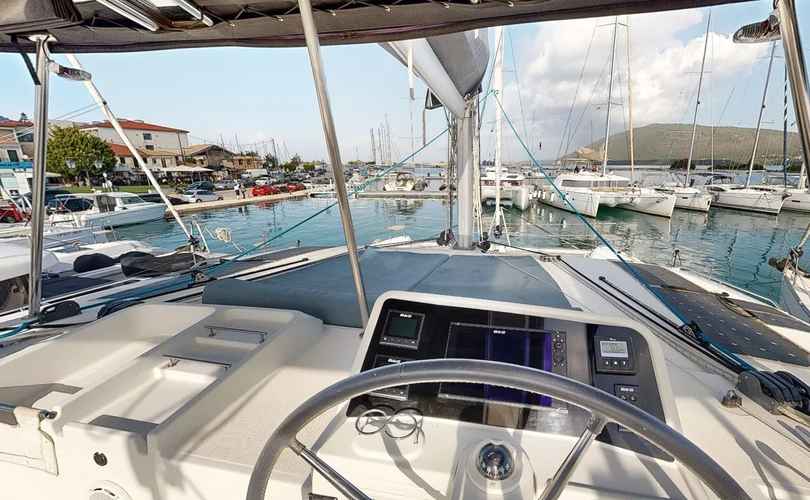 Photo Lagoon 450 F (2019)