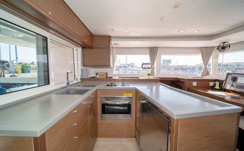 Photo Lagoon 450 F (2020)