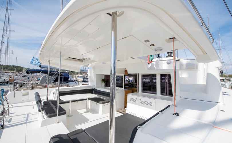 Lagoon 450 F