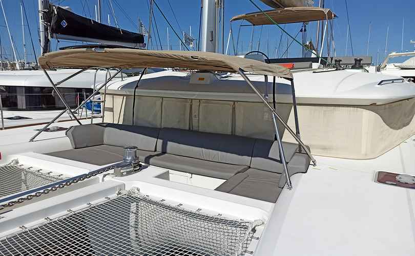 Photo Lagoon 450 F (2012)