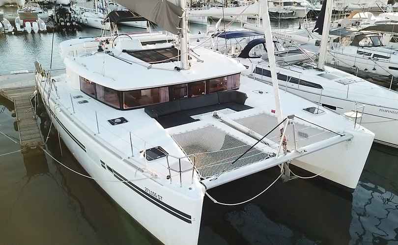 Lagoon 450 F