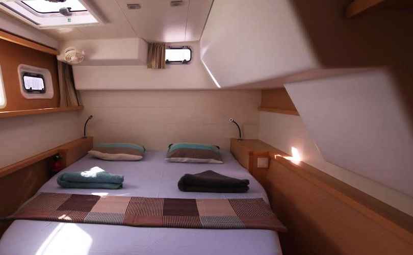 Photo Lagoon 450 F (2012)