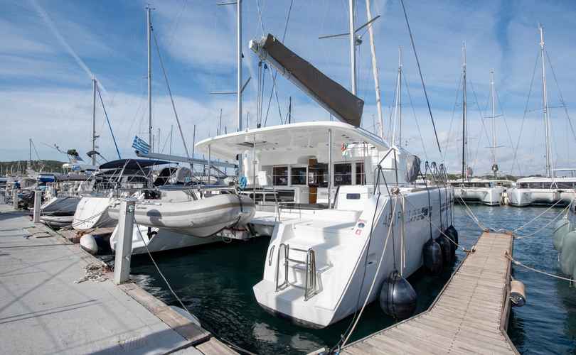 Lagoon 450 F