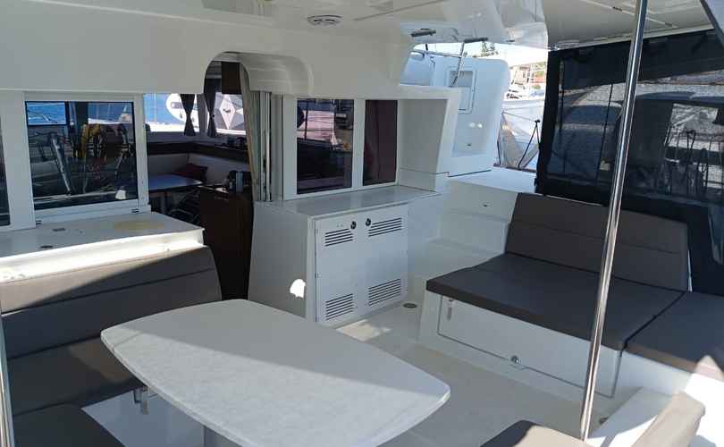 Photo Lagoon 450 F (2020)