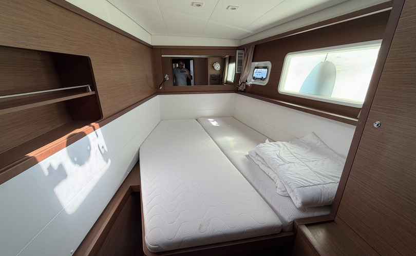 Lagoon 450 F