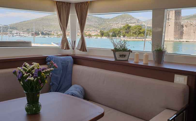 Photo Lagoon 450 F (2019)