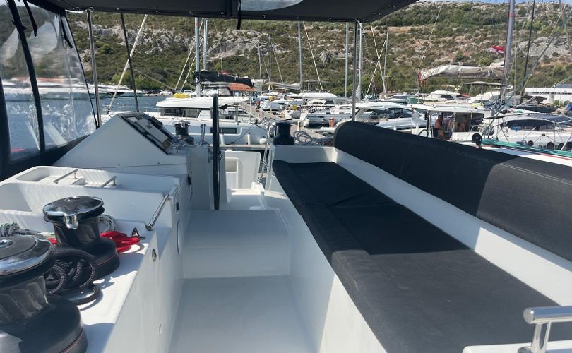 Lagoon 450 F
