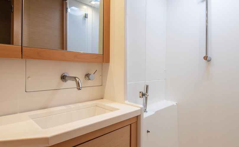 Photo Lagoon 450 F (2016)