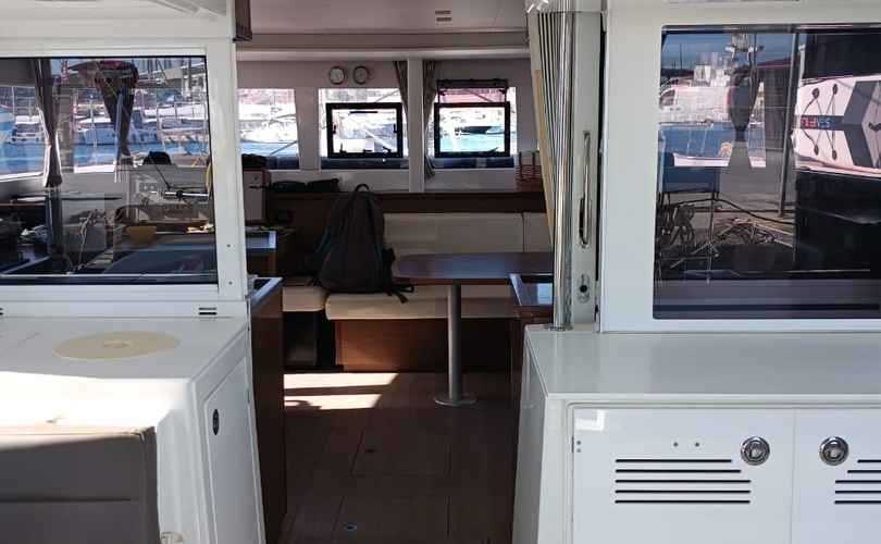 Photo Lagoon 450 F (2020)