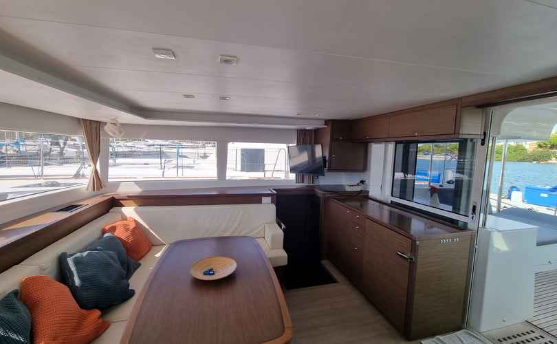 Photo Lagoon 450 F (2019)